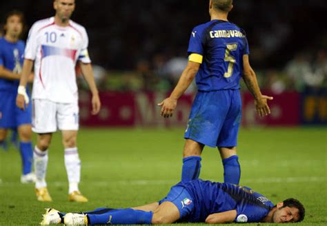 Football Wallpaper: Zidane vs. Materazzi World Cup Final (France vs ...