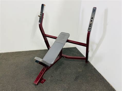 Cybex Incline Bench Press Uplift Equipment