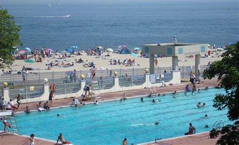 connecticuts  public beach explore  london