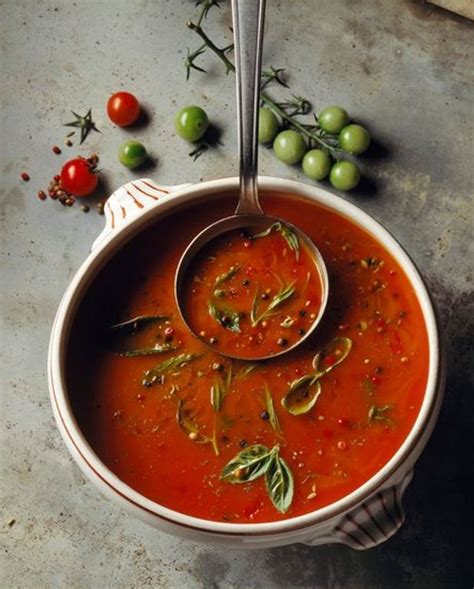 Velouté de tomates au lait de coco et à la citronnelle pour 4 personnes