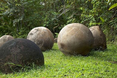 Las Misteriosas Esferas De Piedra Costa Rica RUTA 33