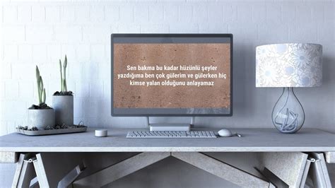 Sen bakma bu kadar hüzünlü şeyler yazdığıma ben çok gülerim ve gülerken