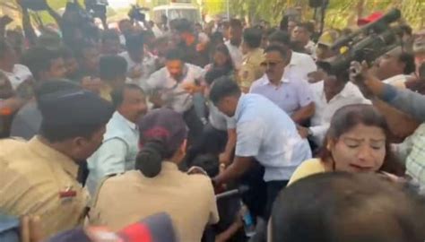 Bjp Protest Sparks Clash With Student Federation Of India At Savitribai