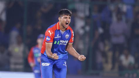 Rasikh Salam Reprimanded For Breaching Ipl Code Of Conduct Ksportswatch