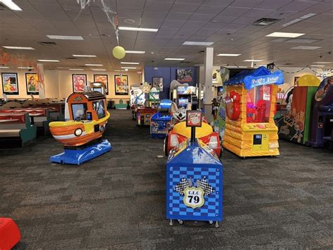 198 Chuck E Cheese Royalty Free Photos And Stock Images Shutterstock