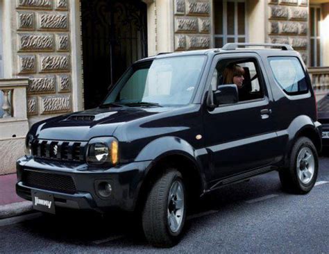 Suzuki Jimny Photos and Specs. Photo: Suzuki Jimny specs and 23 perfect ...