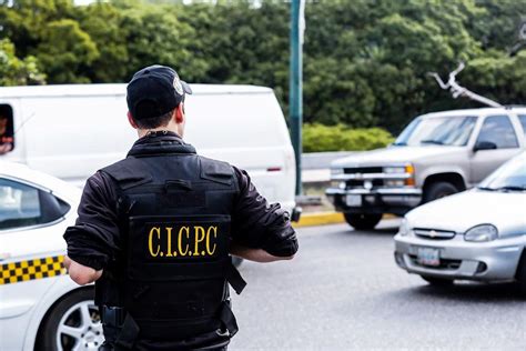 ALERTA Capturaron a otros falsos Cicpc cometiendo crímenes en Petare