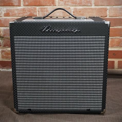 Ampeg Rocket Bass Combo 30 Watts 1x8 Reverb