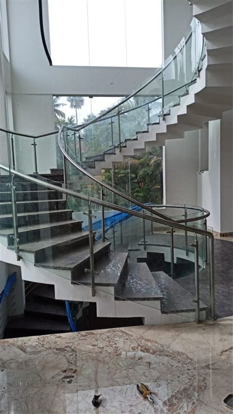 Curve Toughened Bending Glass Thickness 12 0 Mm At Rs 550 Sq Ft In Kochi