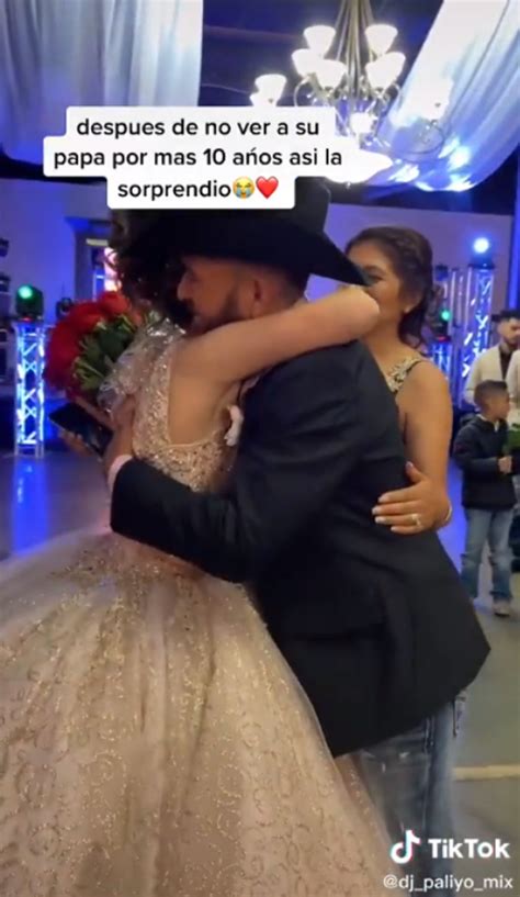 Despu S De A Os Quincea Era Se Reencuentra Con Su Pap