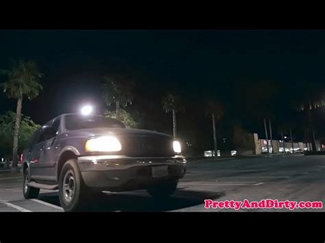 Glamcore Babe Chorros Antes De Pussyfucking XVIDEOS