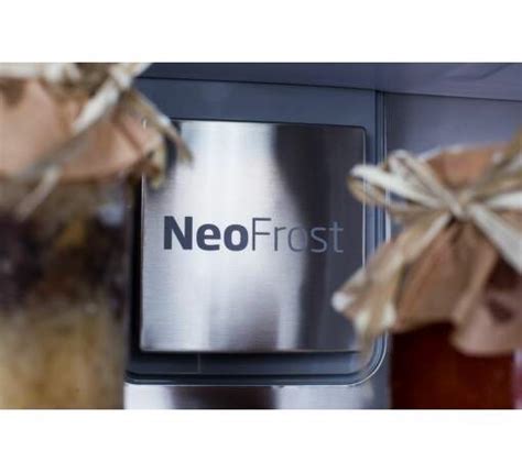 Beko BCNA306E2S, Vstavaná kombinovaná chladnička | Nay.sk