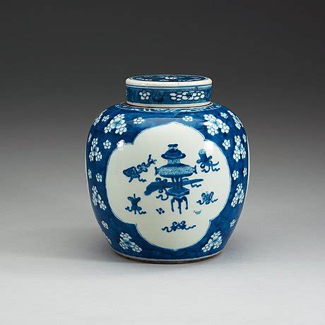 A Blue And White Jar With Cover Qing Dynasty Bukowskis