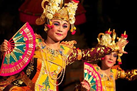 10 Tarian Bali Paling Sering Dipentaskan Saat Upacara Dan Untuk Turis