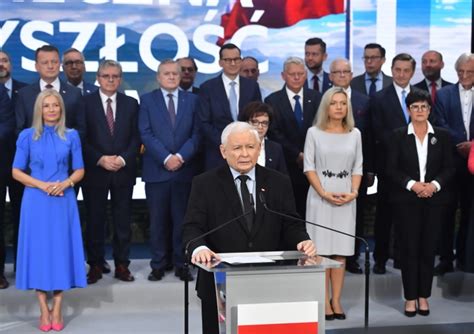 PiS odkrywa karty Są listy wyborcze