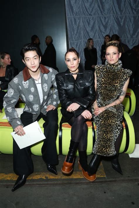 Alexander Mcqueen Fall Fashion Show Front Row The Impression