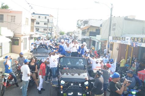 Alex D Az Y Sus Precandidatos A Regidores Encabezan Multitudinaria