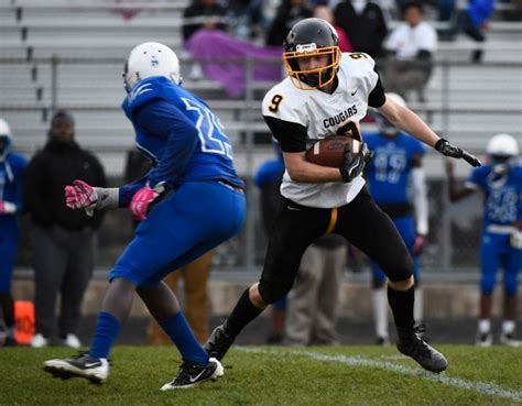 Como Park High School football upset bid falls short against ...