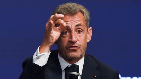 Nicolas Sarkozy Frankreichs Ex Pr Sident Zu Einem Jahr Haft Verurteilt