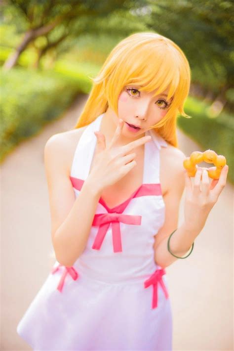 Shinobu Oshino - Cosplay