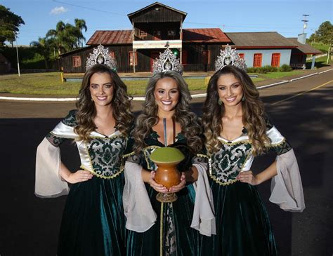 Concurso De Escolha Das Soberanas Da Fenachim Ser Lan Ado Nesta