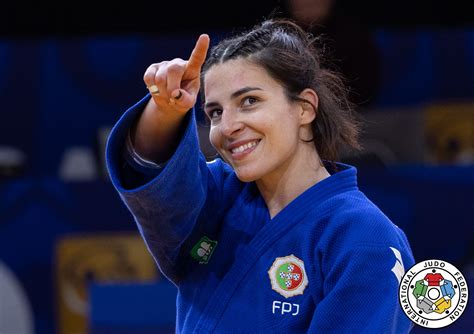 Bárbara Timo conquista o ouro no GRAND PRIX PORTUGAL Federação