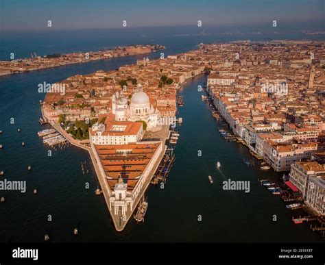 Canal Grande Und Basilika Santa Maria Della Salute Venedig Italien