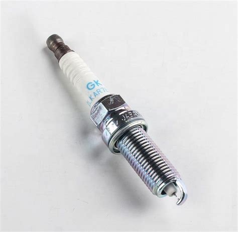 Long Life High Performance Car Iridium Spark Plug China