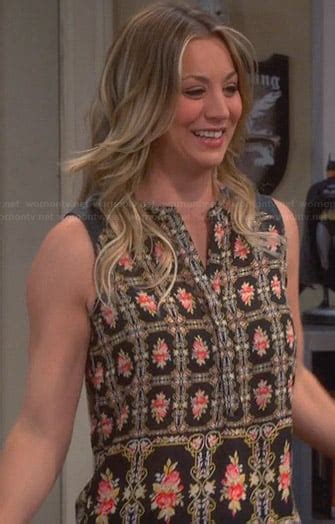 Wornontv Pennys Black Floral Printed Top On The Big Bang Theory