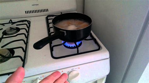 How To Use A Gas Powered Stove Youtube