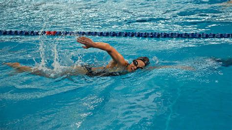 How To Use Stroke Rate To Improve Your Open Water Swimming