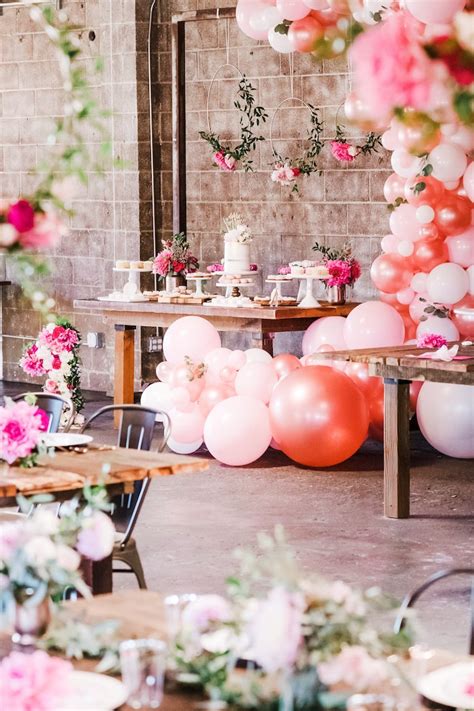 Karas Party Ideas Rustic Floral Dahlias And Roses Birthday Party Kara