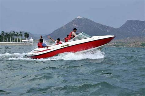 Fateh Sagar Lake Boat Ride Udaipur Timings Boating Best Time To Visit