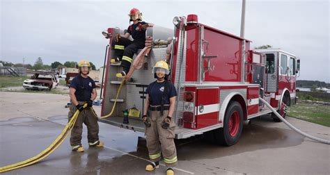 Firefighter School And Emt Program Orlando Fire Fighteremergency