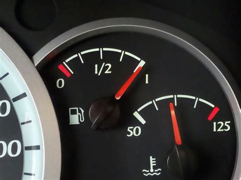 Сколько литров бак? — Chevrolet Lacetti Sedan, 1,4 л, 2011 года ...