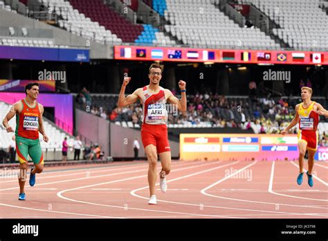 Mahdi Afri Winning The T12 400m At The World Para Athletics