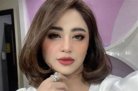 Buntut Cerai Dewi Perssik Dari Angga Wijaya Sang Biduan Dangdut Justru