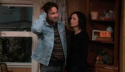 ‘roseanne Revival Welcomes Back ‘big Bang Theory Star Johnny Galecki Goldderby