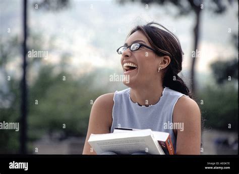 College campus life Stock Photo - Alamy