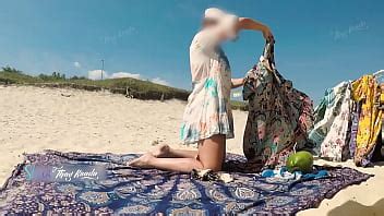 Me Cambi De Ropa Frente Al Vendedor En La Playa Y Dej Que Me Ayudara Xvideos