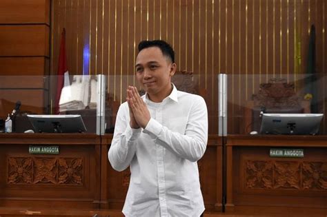 Ricky Rizal Eks Ajudan Sambo Divonis Tahun Penjara Ulasan Co