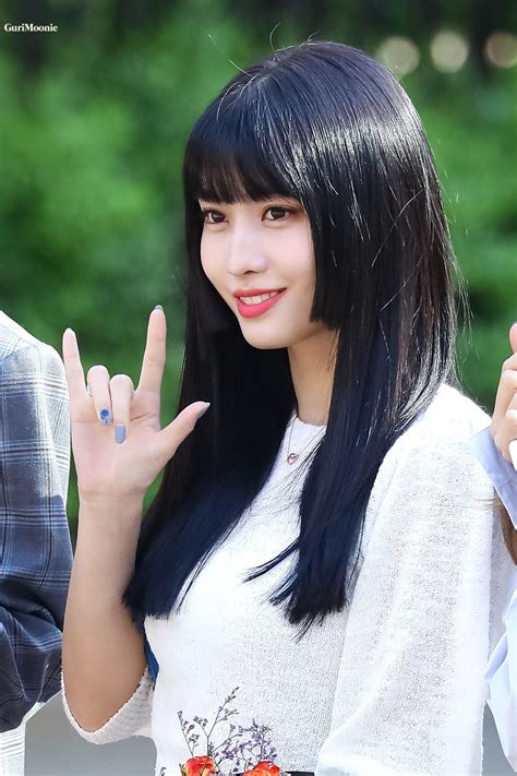 Twice Momo 190503 Kbs Music Bank ヘアカットのアイデア 姫カット ヘア アイディア