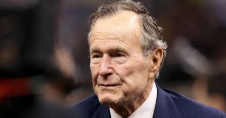 Hospitalizan Al Expresidente De EE UU George H W Bush