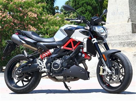 Aprilia Days: Promociones en la gama Aprilia de 900 cc y las V4