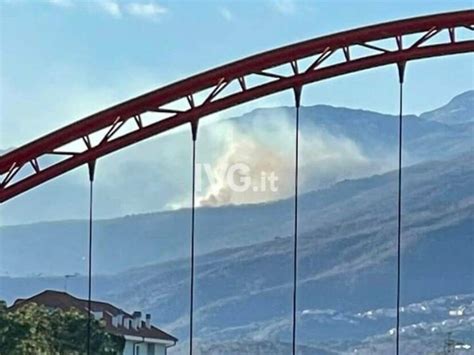 Incendio Boschivo A Onzo Situazione Sotto Controllo Iniziata La