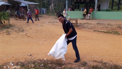 Bahagia Bersama Orang Rimba Komunitas Adat Terpencil Jambi Youtube