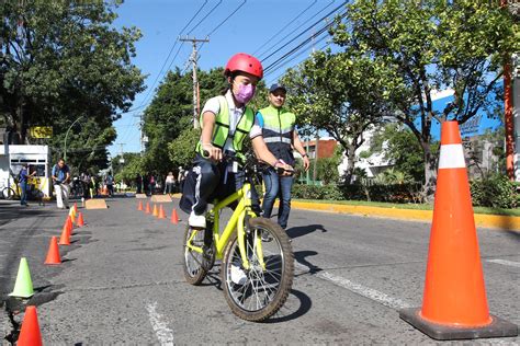 D A Sin Auto As Conmemoraron Ni As Y Ni Os Esta Fecha En Guadalajara