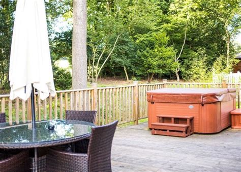 5 Best Lodges With Hot Tubs Sussex Best Lodges With Hot Tubs