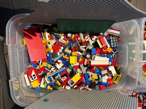 Drei Kisten Legos Und Bauplatten Kaufen Auf Ricardo