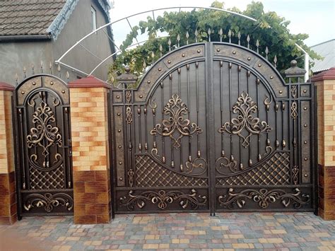 Кованая калитка для частного дома: фото, варианты, красивые идеи
